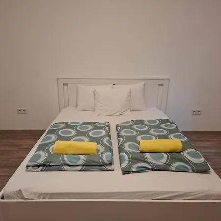 Lägenhet Budapest Nice Apartment